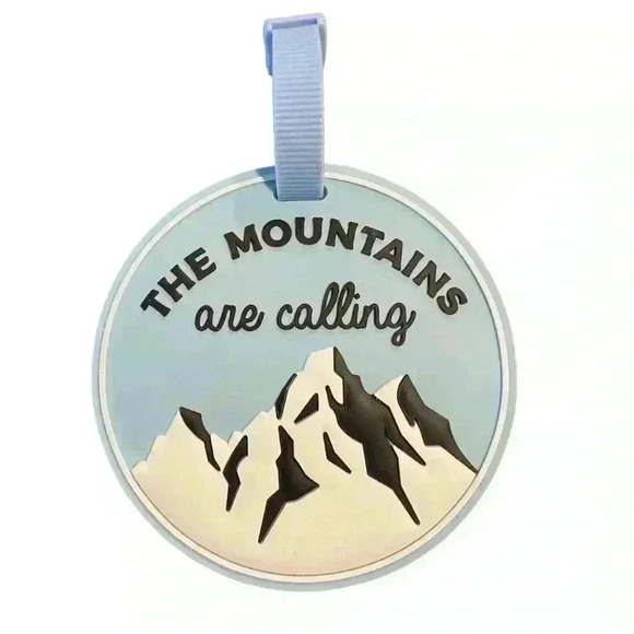 The Mountains Are Calling Blue Rubber Luggage Tag - Picture 1 of 2